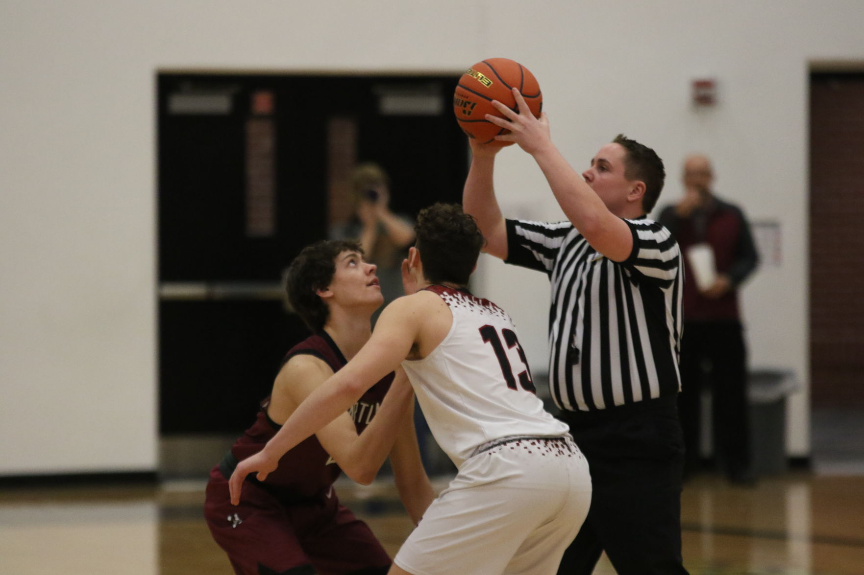 D1-6 subdistrict -- Heartland vs. Fullerton boys basketball 2.JPG